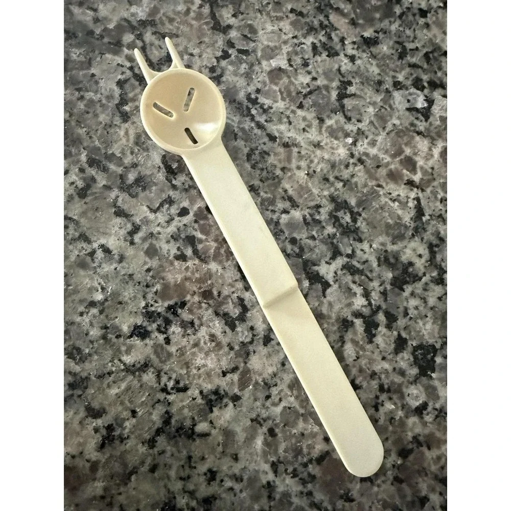 Vintage Tupperware Olive Spork Pickle Fork Jar Gadget Mold #1450-25 6.5
